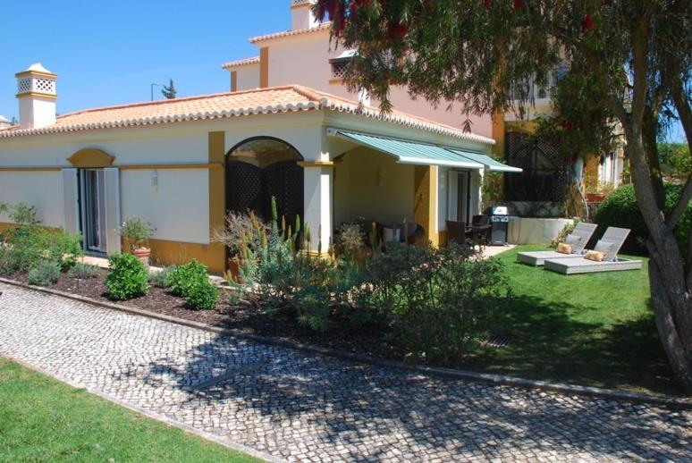 2Bedroom Bungalow Heated Shared Pool ,Near Carvoeiro And Ferrugudo Exterior photo